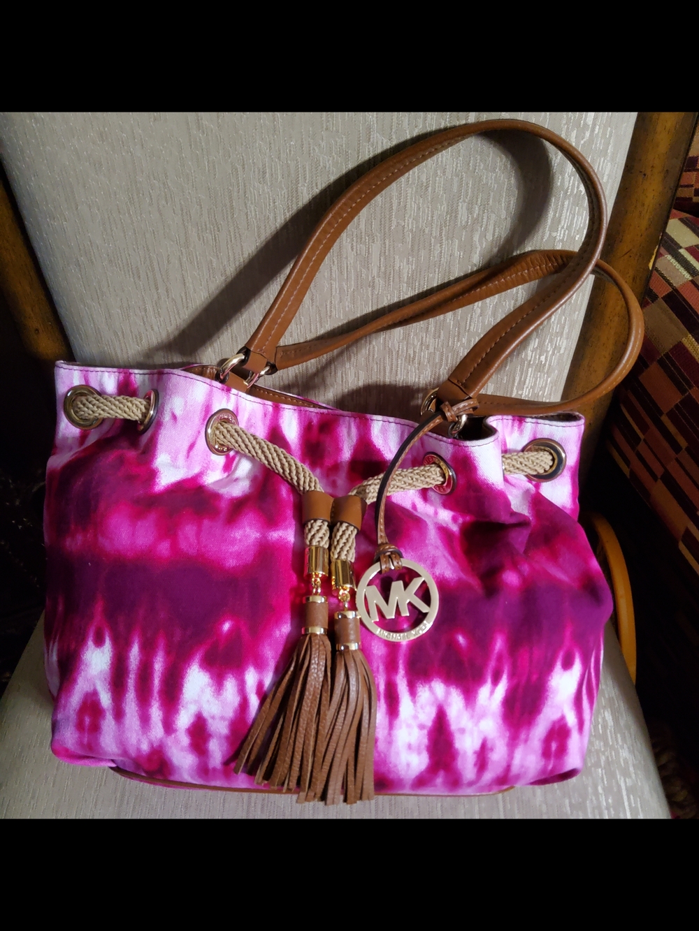 Michael Kors Pink Tie-Dye Drawstring Shoulder Bag - Picture 3 of 8